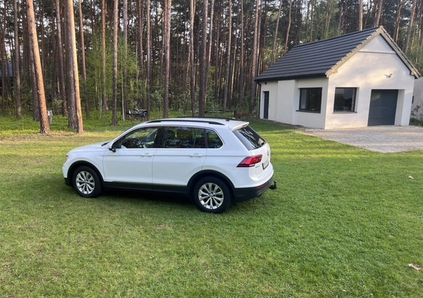 Volkswagen Tiguan cena 79700 przebieg: 198000, rok produkcji 2018 z Zielona Góra małe 667